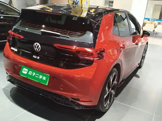 Volkswagen ID.3 — Фото автомобиля 6