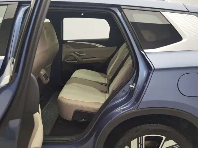BYD Song Pro — Фото автомобиля 15