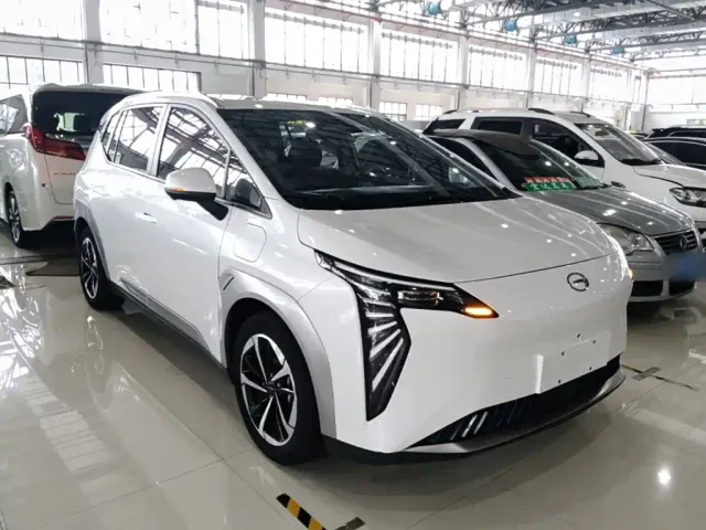 GAC Aion Y — Фото автомобиля 3