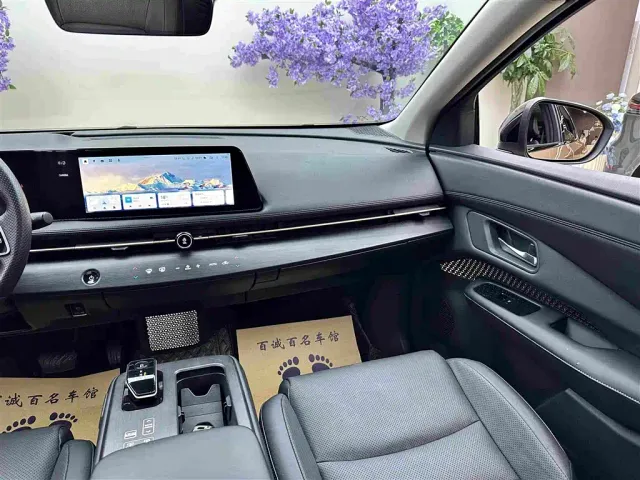 Nissan Ariya — Фото автомобиля 12