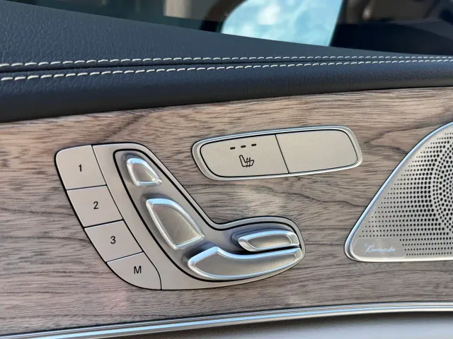 Mercedes-Benz CLS-Class — Фото автомобиля 14