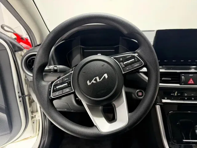 Kia K3 — Фото автомобиля 15