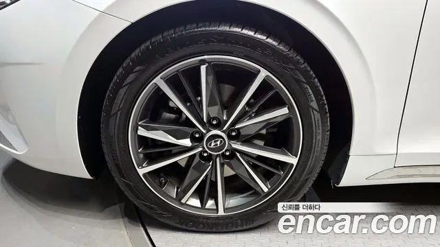 Hyundai Grandeur Новый Grandeur IG — Фото автомобиля 5