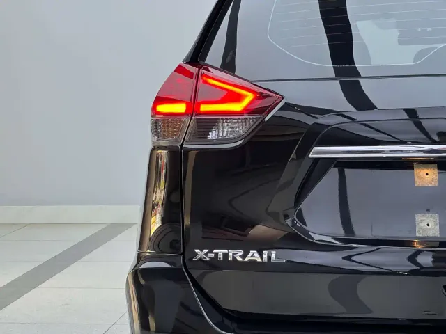Nissan X-Trail — Фото автомобиля 5