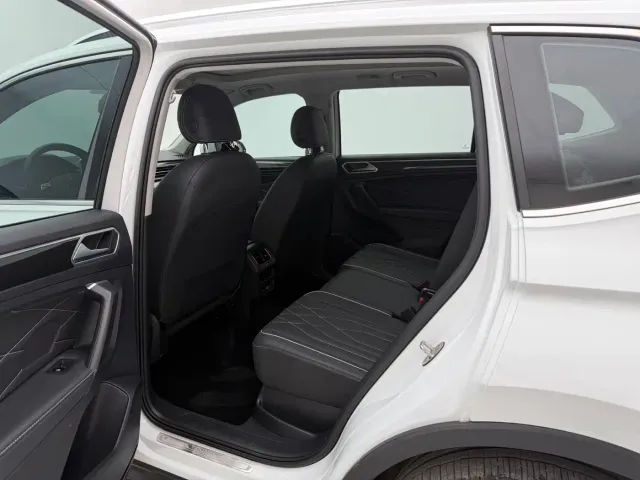 Volkswagen Tiguan L — Фото автомобиля 8
