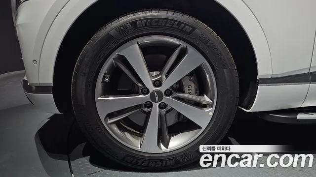Genesis GV80 2.5T Бензин AWD — Фото автомобиля 5