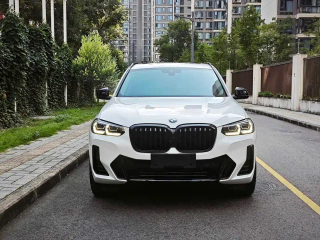 BMW X3 — Фото автомобиля 2