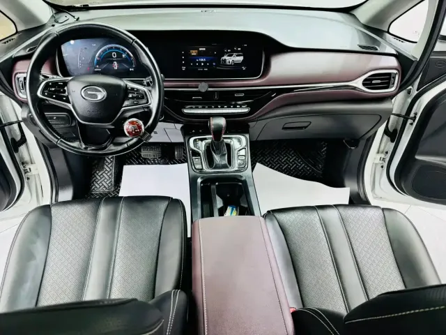 GAC Trumpchi M6 — Фото автомобиля 13