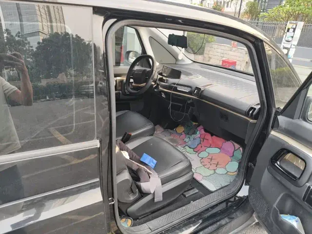 Baojun KiWi EV — Фото автомобиля 16