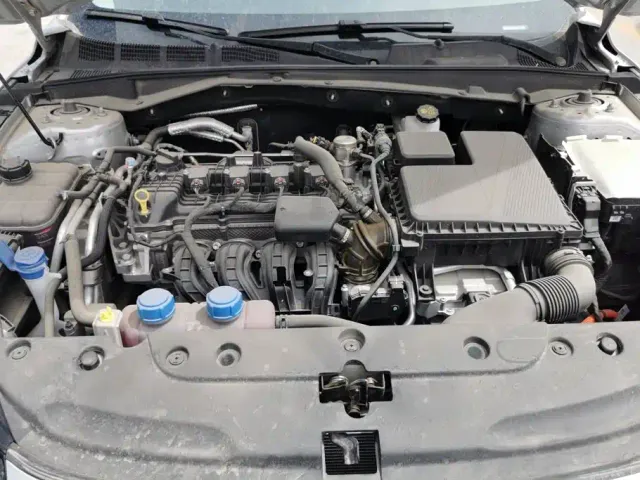 Changan Qiyuan A05 — Фото автомобиля 10