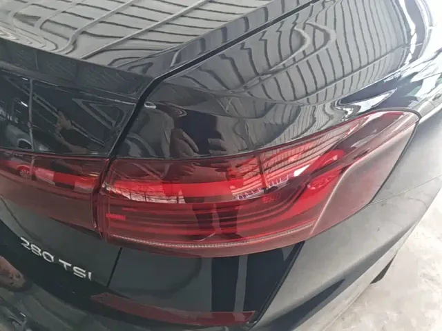 Volkswagen Passat — Фото автомобиля 7