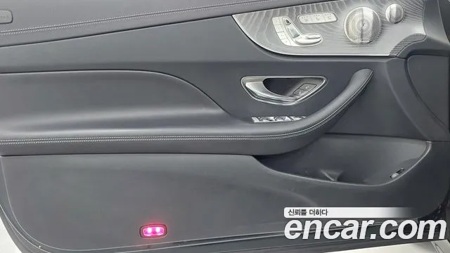 Mercedes-Benz E-Class — Фото автомобиля 15