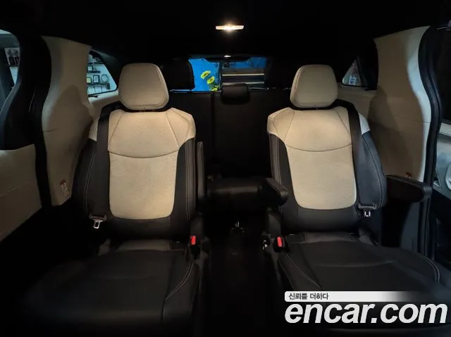 Toyota Sienna 4th Gen — Фото автомобиля 17