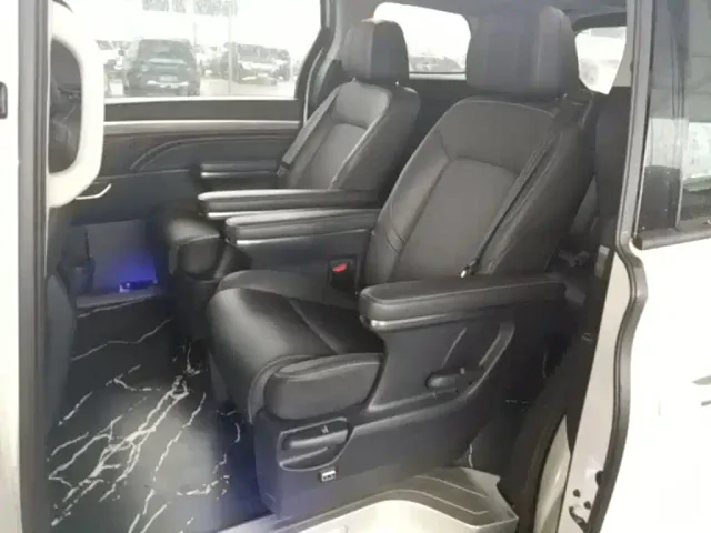 GAC Trumpchi M8 — Фото автомобиля 16