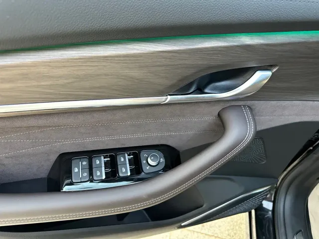 Geely Xingyue L — Фото автомобиля 6