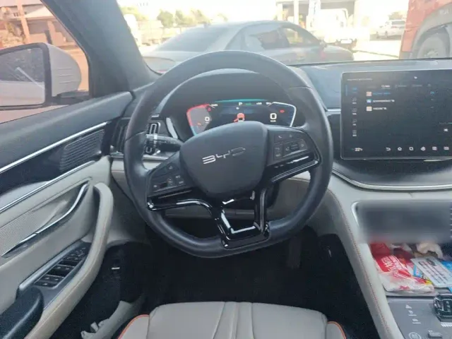 BYD Song PLUS — Фото автомобиля 6