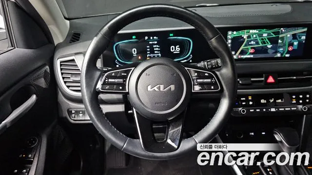 Kia Seltos — Фото автомобиля 13