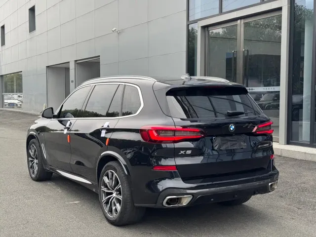 BMW X5 — Фото автомобиля 18
