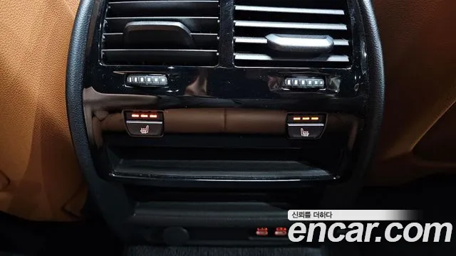 BMW 5-Series — Фото автомобиля 18