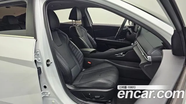 Hyundai Avante — Фото автомобиля 16