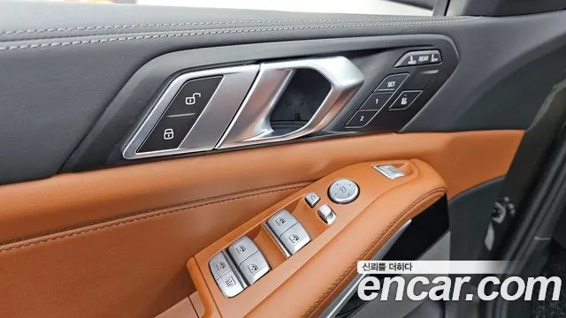 BMW X7 — Фото автомобиля 30