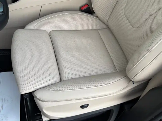 Mercedes-Benz V-Class — Фото автомобиля 17
