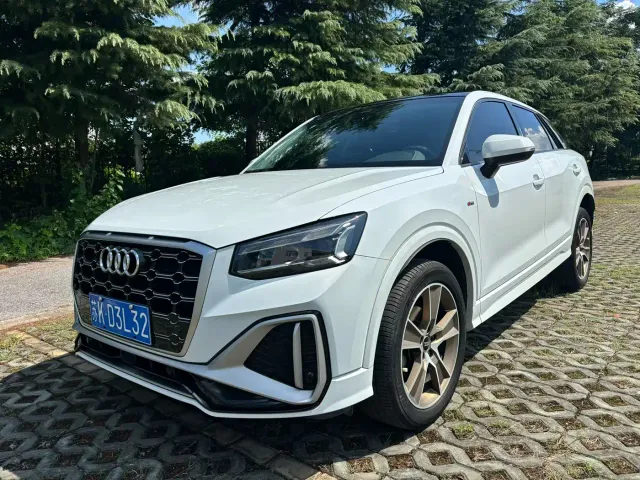 Фотография автомобиля — Audi Q2L