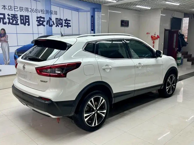 Nissan Qashqai — Фото автомобиля 4