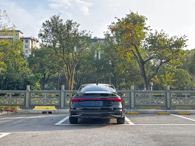 Audi A7L — Фото автомобиля 5