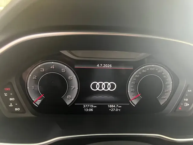 Audi Q3 — Фото автомобиля 14