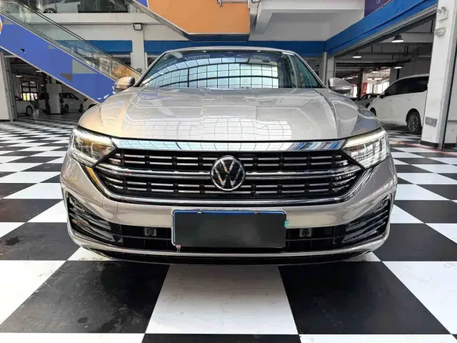 Volkswagen Sagitar — Фото автомобиля 2