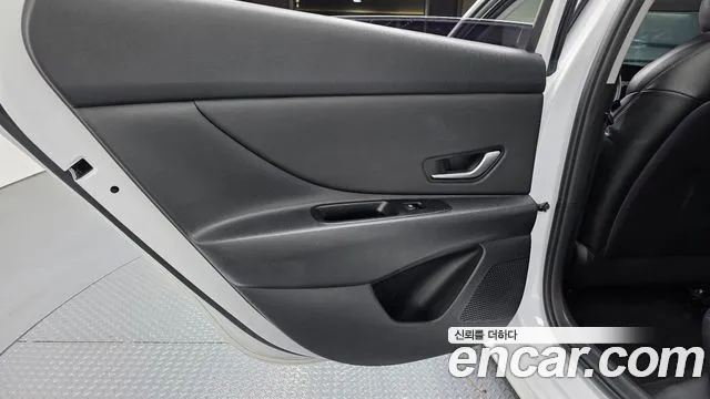 Hyundai Avante — Фото автомобиля 14