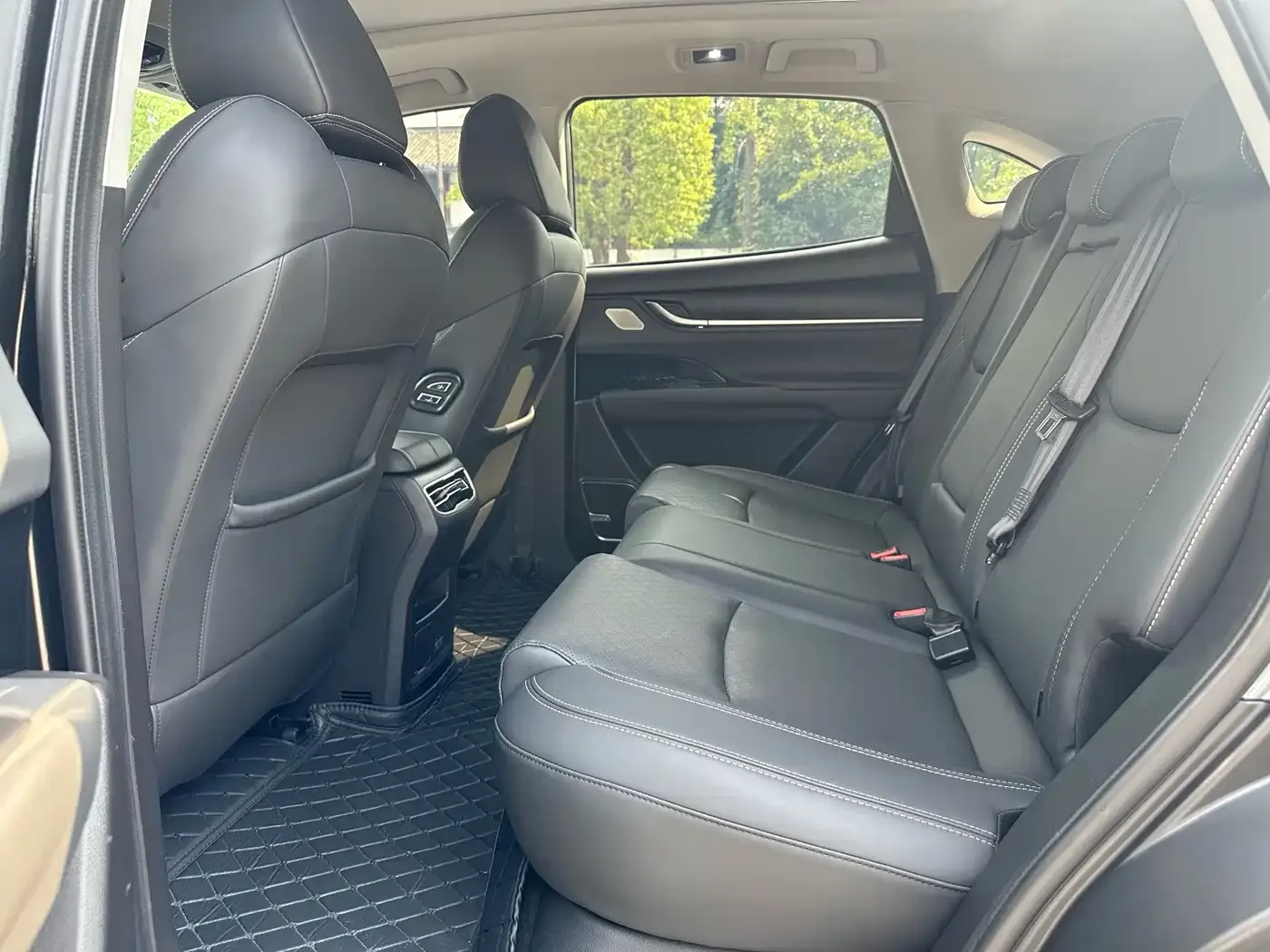 Chery New Energy Big Ant 2022 Drive Cabin — Фото автомобиля 8