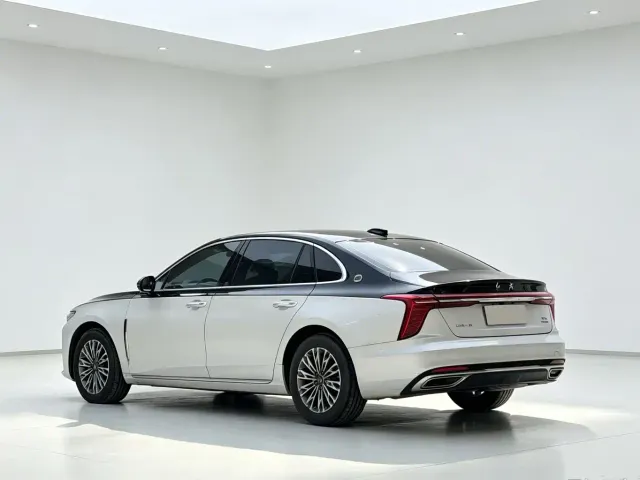Hongqi H5 — Фото автомобиля 8