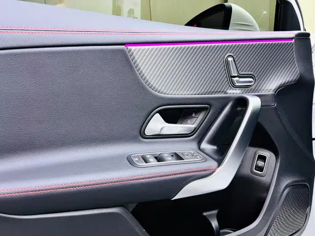 Mercedes-Benz A-Class — Фото автомобиля 11