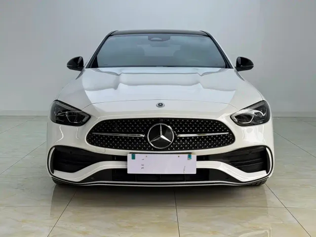 Mercedes-Benz C-Class — Фото автомобиля 2