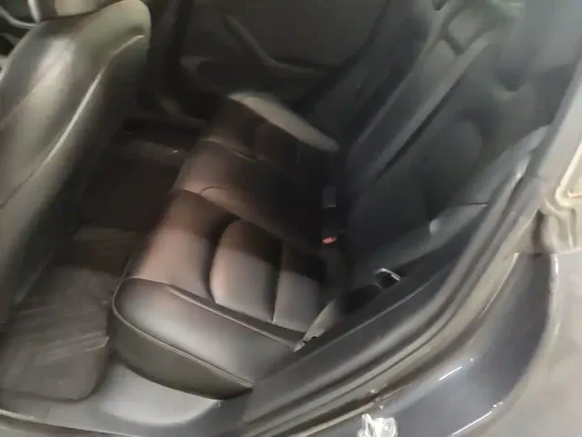 Tesla Model 3 — Фото автомобиля 16