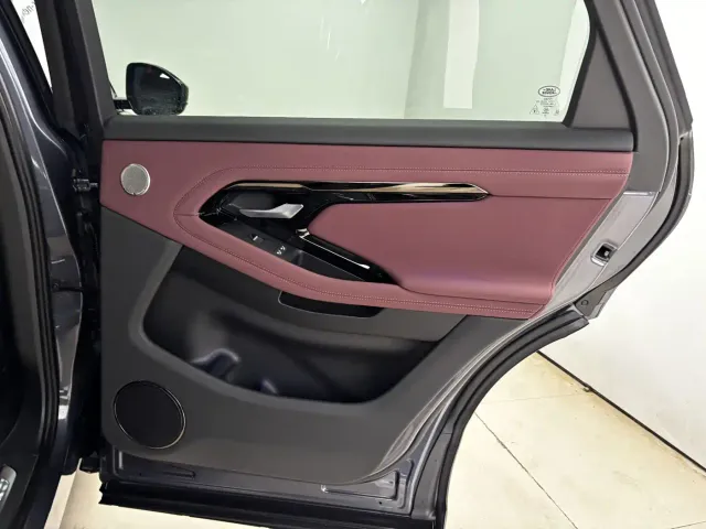 Land Rover Range Rover Evoque — Фото автомобиля 23