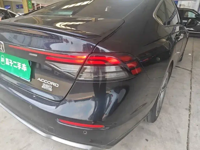 Honda Accord — Фото автомобиля 7