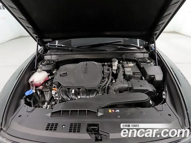 Hyundai Grandeur Grandeur (GN7) 2.5 Бензин 2WD — Фото автомобиля 19