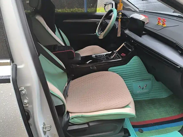 Wuling Asta — Фото автомобиля 7