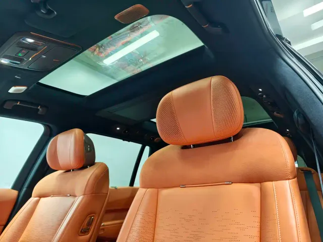 Lynk & Co 900 — Фото автомобиля 17