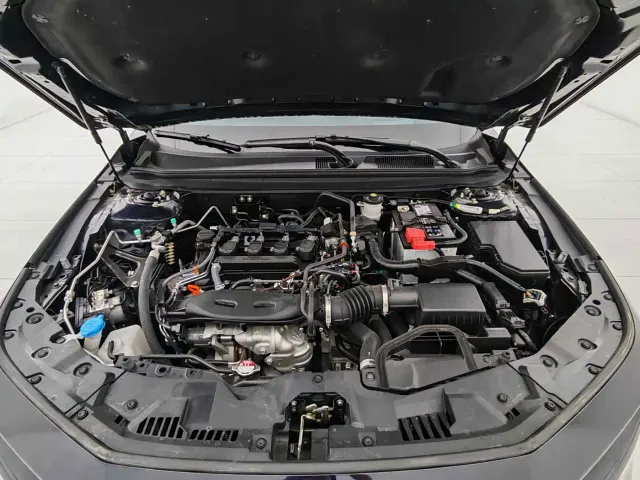 Honda Accord — Фото автомобиля 15