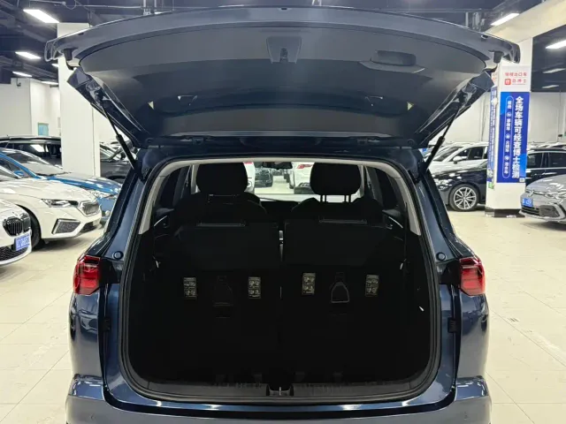 Wuling Victory — Фото автомобиля 21