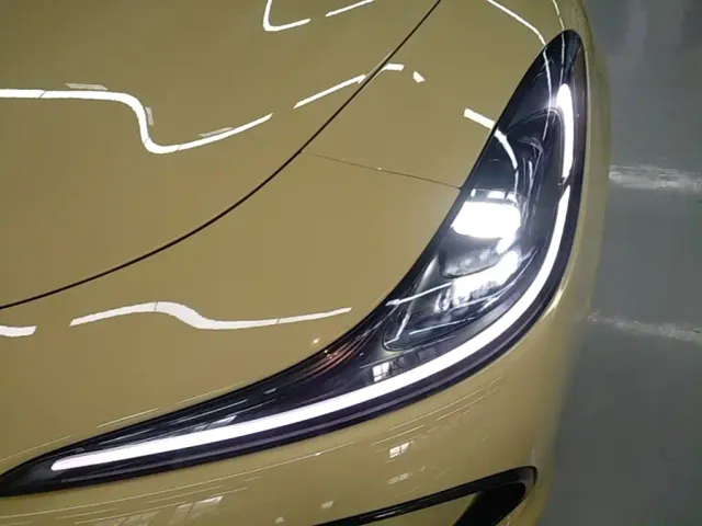 IM Motors L6 — Фото автомобиля 17