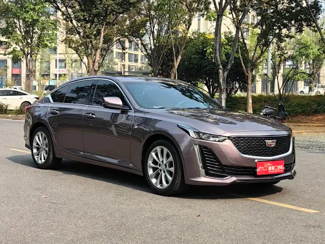 Cadillac CT5 — Фото автомобиля 3