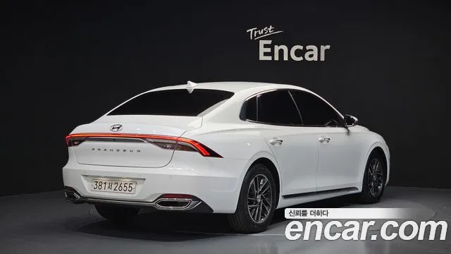 Hyundai Grandeur Новый Grandeur IG — Фото автомобиля 2