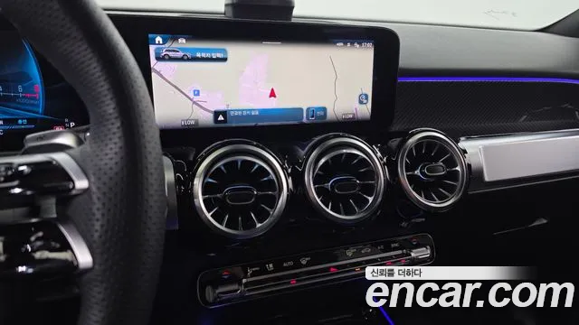 Mercedes-Benz GLB-Class X247 — Фото автомобиля 15