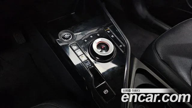 Kia Niro New — Фото автомобиля 9