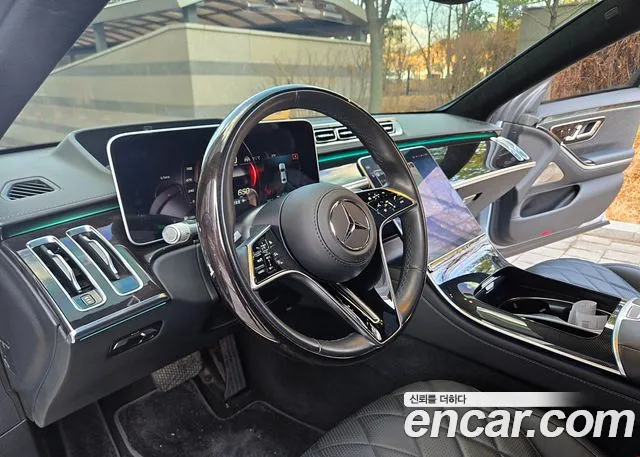 Mercedes-Benz S-Class — Фото автомобиля 10